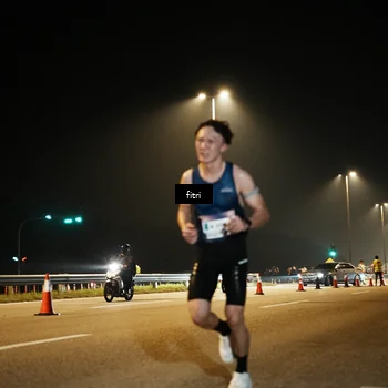 Runner Photo 7487993