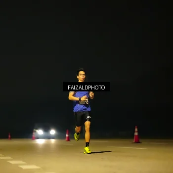 Runner Photo 7487995