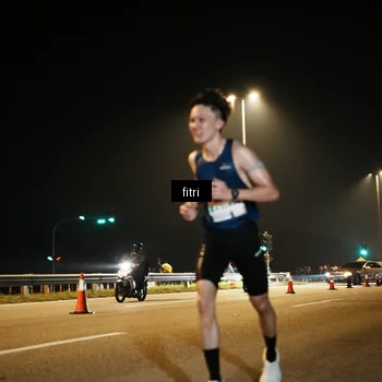 Runner Photo 7487998