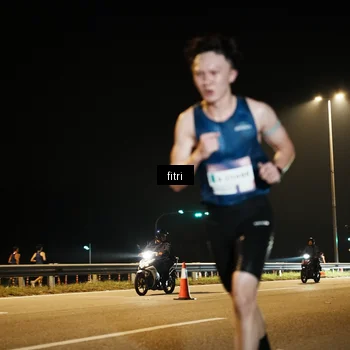 Runner Photo 7488001