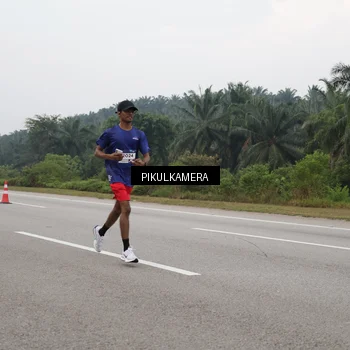 Runner Photo 7488029