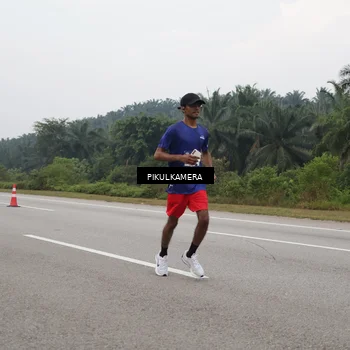Runner Photo 7488079