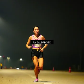 Runner Photo 7488100