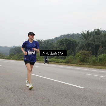 Runner Photo 7488111