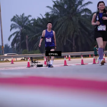 Runner Photo 7488120