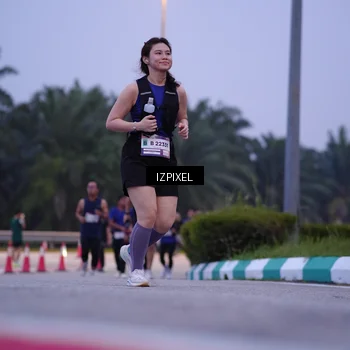 Runner Photo 7488128