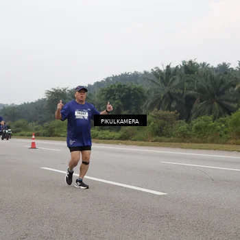 Runner Photo 7488204