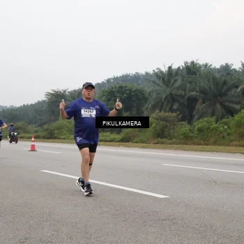 Runner Photo 7488208
