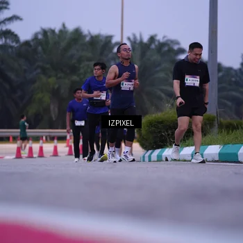 Runner Photo 7488272