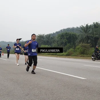 Runner Photo 7488280