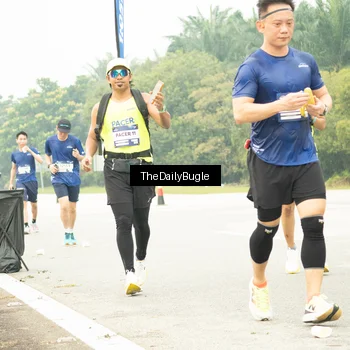 Runner Photo 7488286