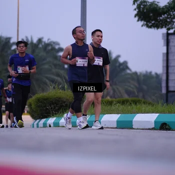 Runner Photo 7488341