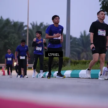 Runner Photo 7488363