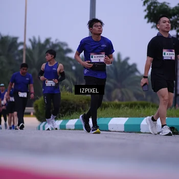 Runner Photo 7488402