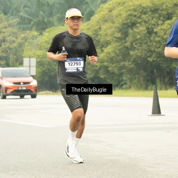 Runner Photo 7488460