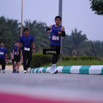 Runner Photo 7488469
