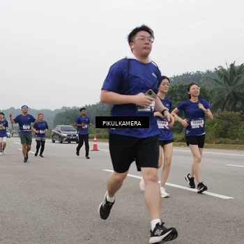 Runner Photo 7488594