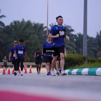 Runner Photo 7488640
