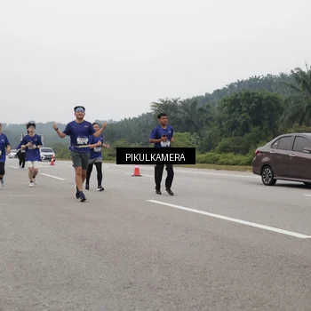 Runner Photo 7488662