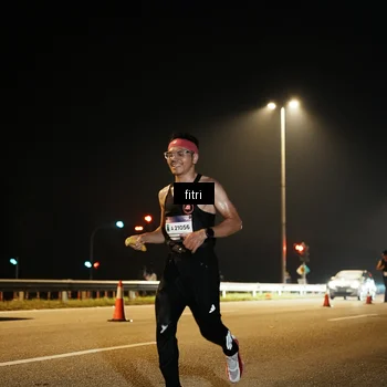 Runner Photo 7488692
