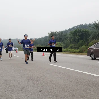 Runner Photo 7488800