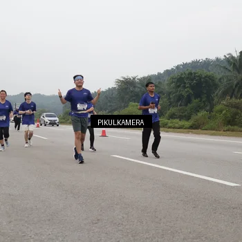 Runner Photo 7488802