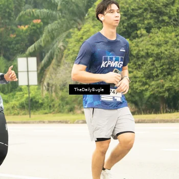 Runner Photo 7488841