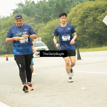 Runner Photo 7488898
