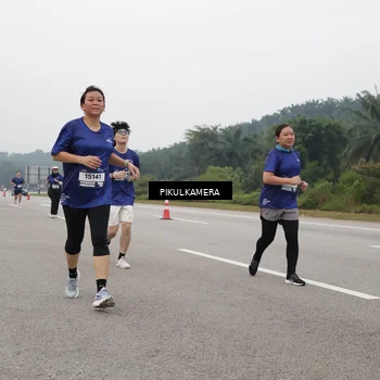 Runner Photo 7488913