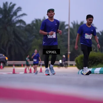 Runner Photo 7488943