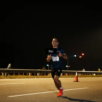 Runner Photo 7488975
