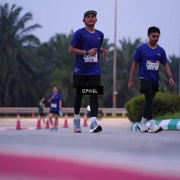 Runner Photo 7488993