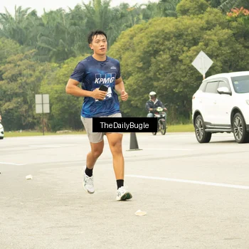 Runner Photo 7488999