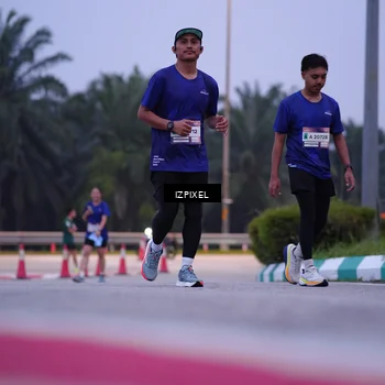 Runner Photo 7489002