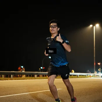 Runner Photo 7489012