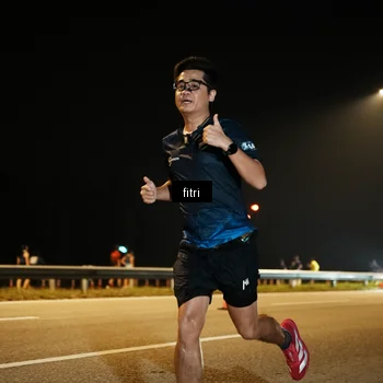 Runner Photo 7489017
