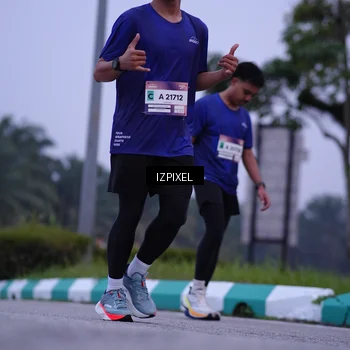 Runner Photo 7489018