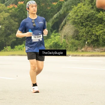 Runner Photo 7489046