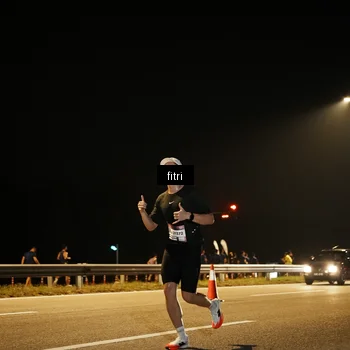 Runner Photo 7489057
