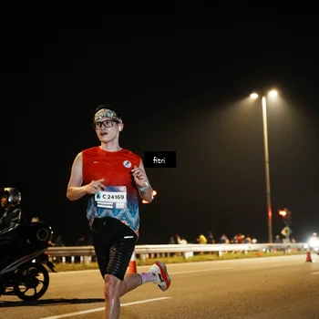 Runner Photo 7489090
