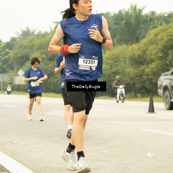 Runner Photo 7489116