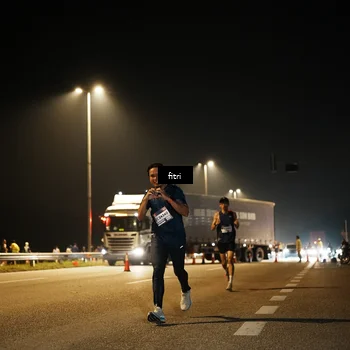 Runner Photo 7489119