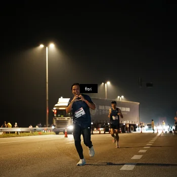 Runner Photo 7489120