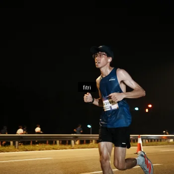 Runner Photo 7489143
