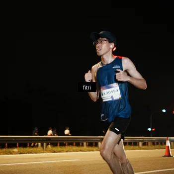 Runner Photo 7489144
