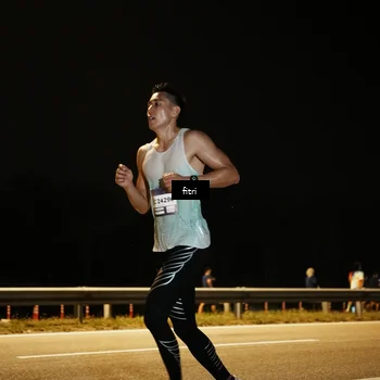 Runner Photo 7489174