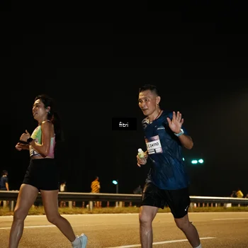Runner Photo 7489188