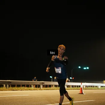 Runner Photo 7489191