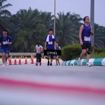 Runner Photo 7489277