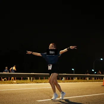 Runner Photo 7489329